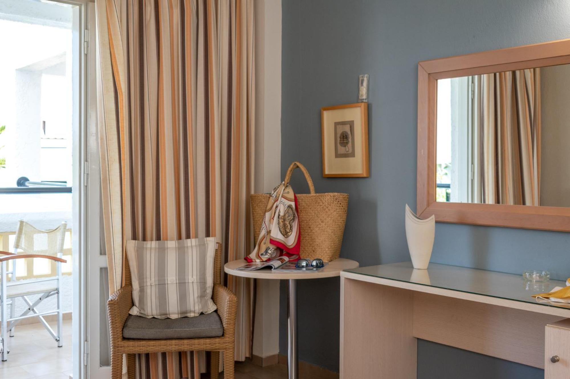 Dedalos Hotel Μάλια Εξωτερικό φωτογραφία